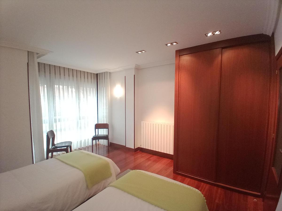 Apartamento Ana Con Garaje Éibar エクステリア 写真