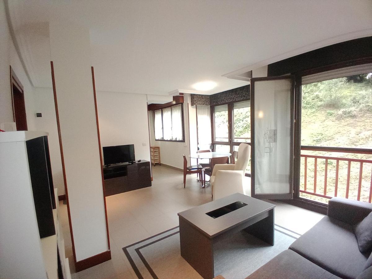 Apartamento Ana Con Garaje Éibar エクステリア 写真