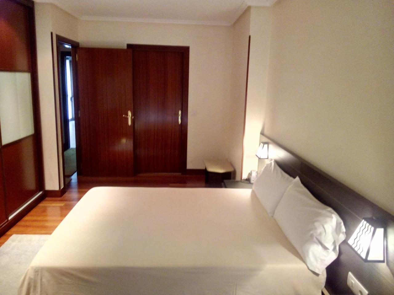 Apartamento Ana Con Garaje Éibar エクステリア 写真