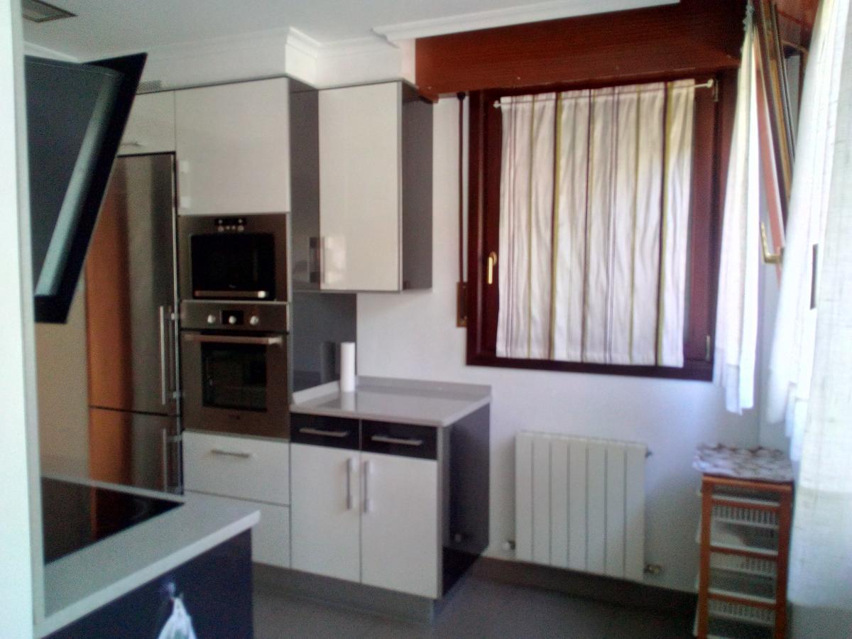 Apartamento Ana Con Garaje Éibar エクステリア 写真